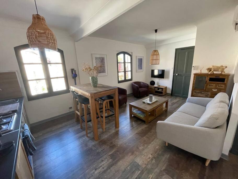 Appartement Appt Lumineux Dans Bel Immeuble Hp Les Oliviers 3 *